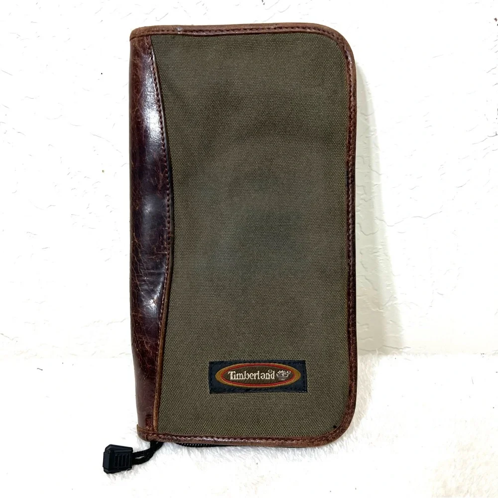Vintage 90’s Timberland Passport Wallet Canvas and Leather
